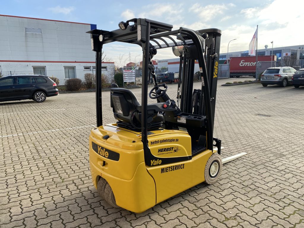 Yale-ERP16VT SWB-Elektro 3 Rad-Stapler-www.herbst-gabelstapler.de
