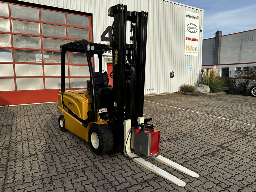 Yale-ERP35VL-Elektro 4 Rad-Stapler-www.herbst-gabelstapler.de Yale-ERP35VL-Elektro 4 Rad-Stapler-www.herbst-gabelstapler.de