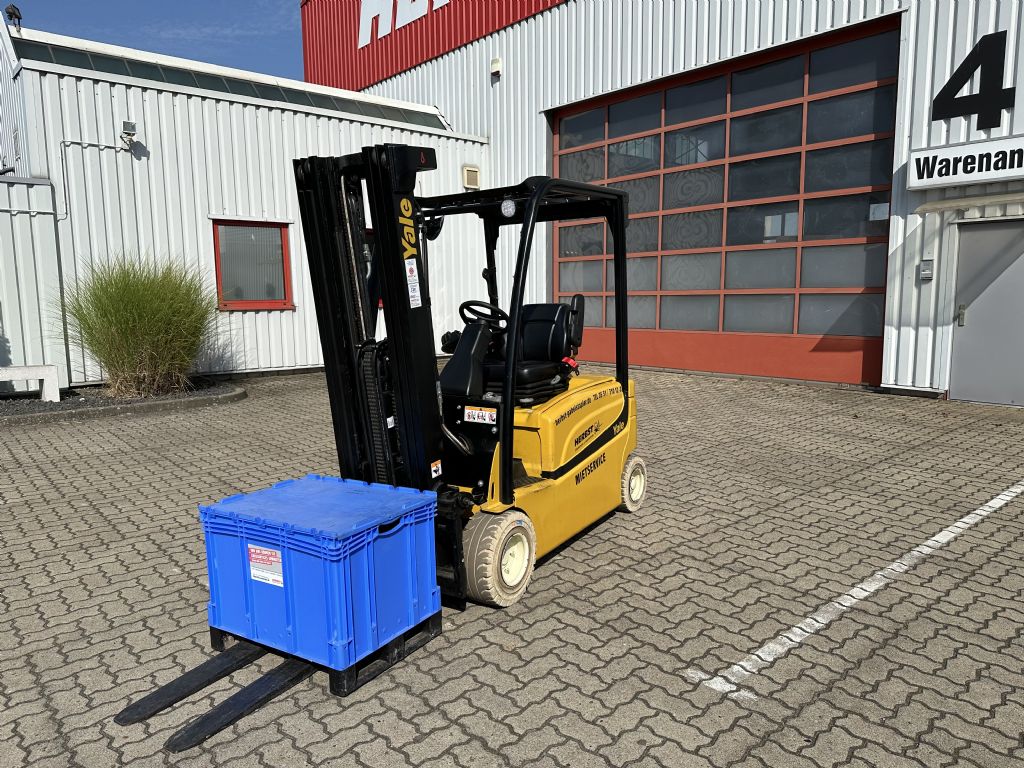 Yale-ERP20VF LWB-Elektro 4 Rad-Stapler-www.herbst-gabelstapler.de Yale-ERP20VF LWB-Elektro 4 Rad-Stapler-www.herbst-gabelstapler.de
