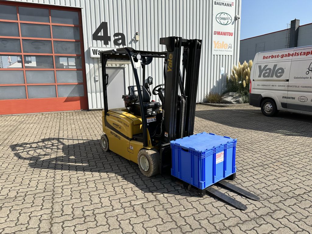 Yale-ERP20VF LWB-Elektro 4 Rad-Stapler-www.herbst-gabelstapler.de Yale-ERP20VF LWB-Elektro 4 Rad-Stapler-www.herbst-gabelstapler.de