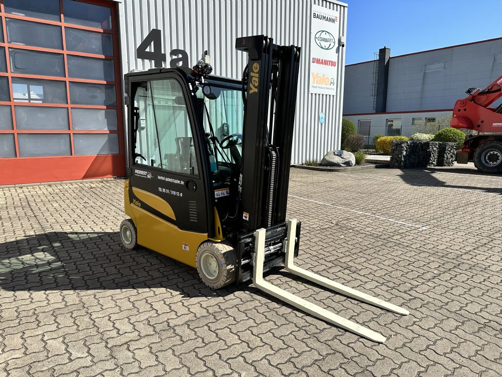 Yale-ERP20VF-Elektro 4 Rad-Stapler-www.herbst-gabelstapler.de