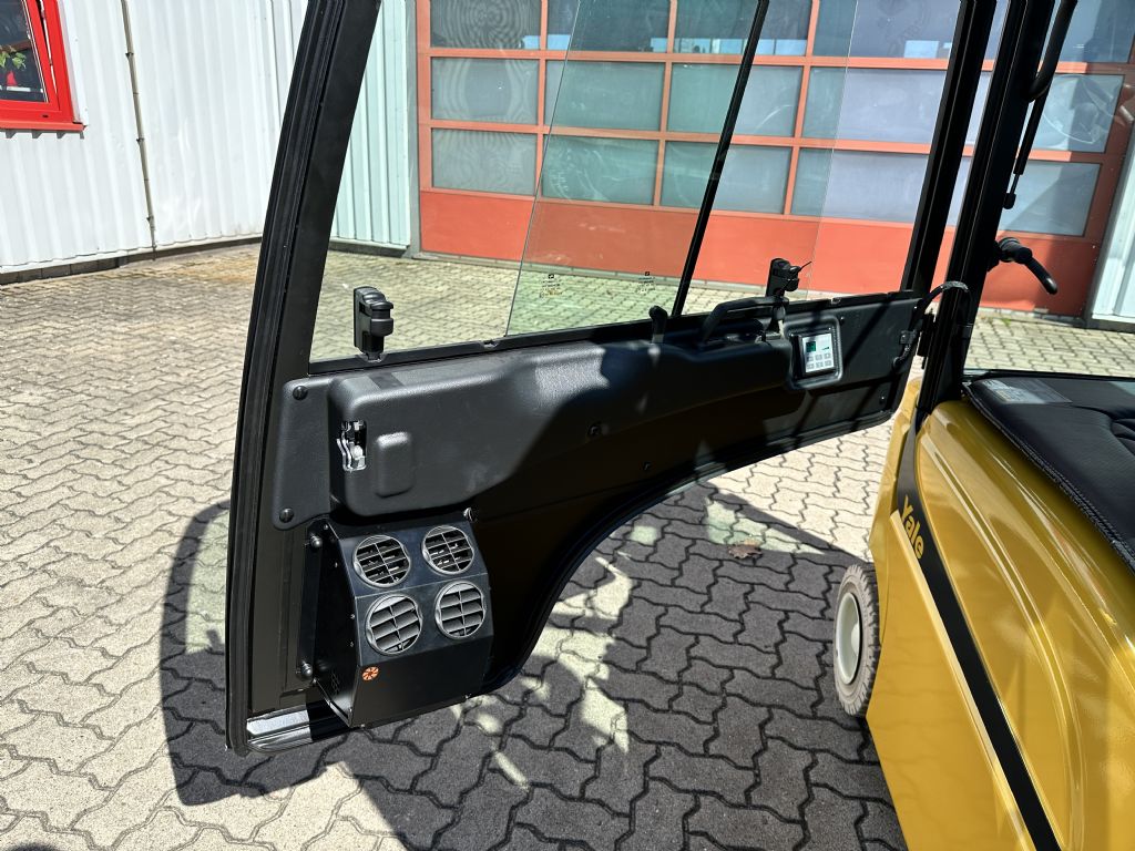 Yale-ERP20VF-Elektro 4 Rad-Stapler-www.herbst-gabelstapler.de