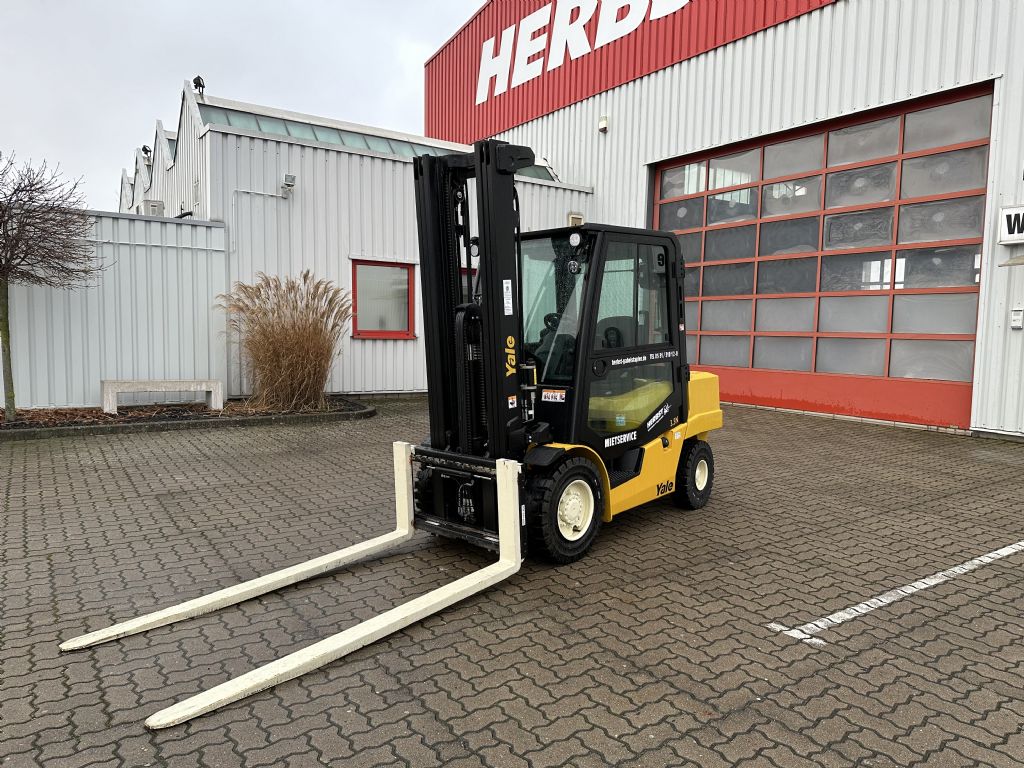 Yale-GDP3.5N-Dieselstapler-www.herbst-gabelstapler.de Yale-GDP3.5N-Dieselstapler-www.herbst-gabelstapler.de