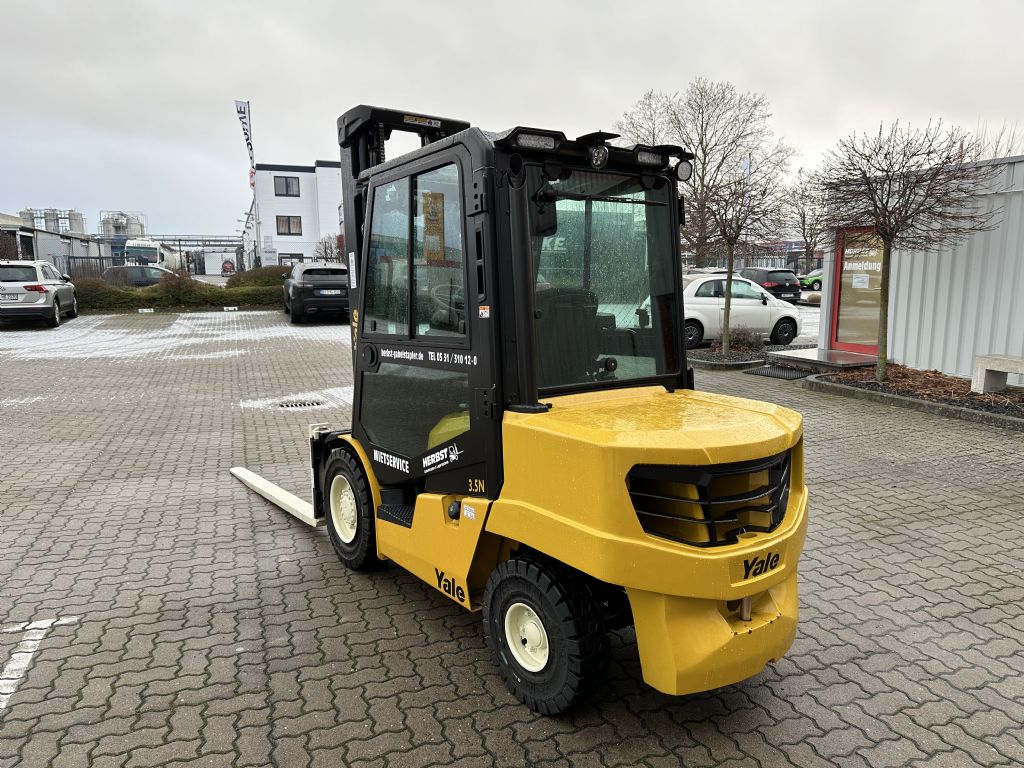 Yale-GDP3.5N-Dieselstapler-www.herbst-gabelstapler.de Yale-GDP3.5N-Dieselstapler-www.herbst-gabelstapler.de