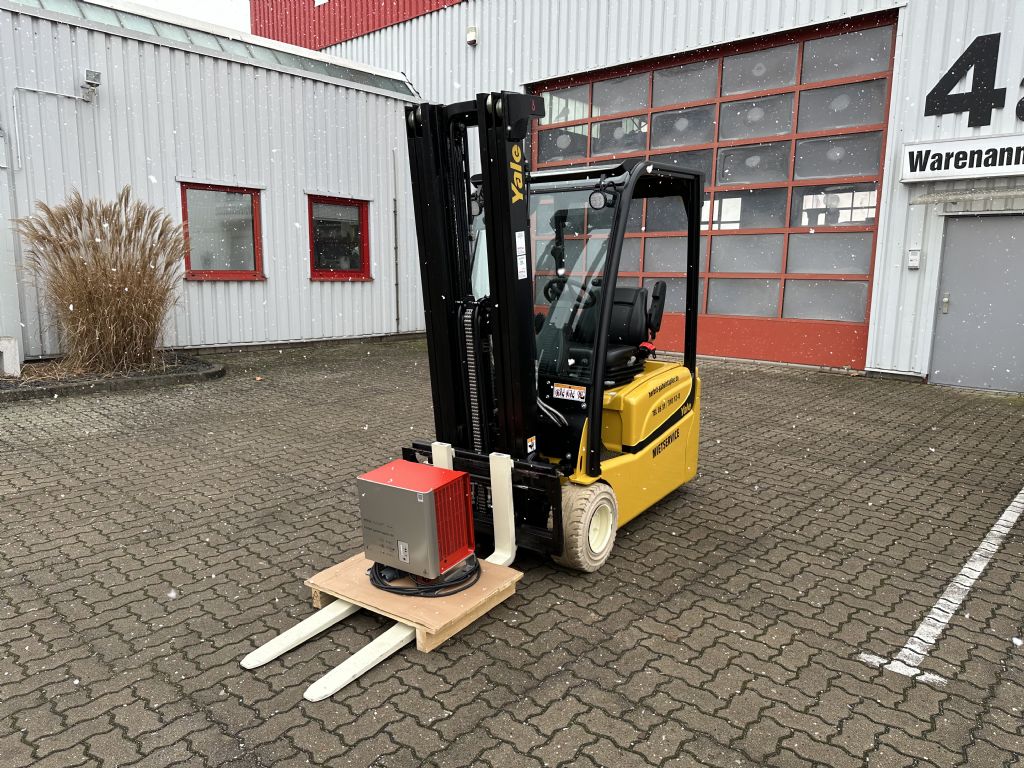 Yale-ERP20VT MWB-Elektro 3 Rad-Stapler-www.herbst-gabelstapler.de Yale-ERP20VT MWB-Elektro 3 Rad-Stapler-www.herbst-gabelstapler.de