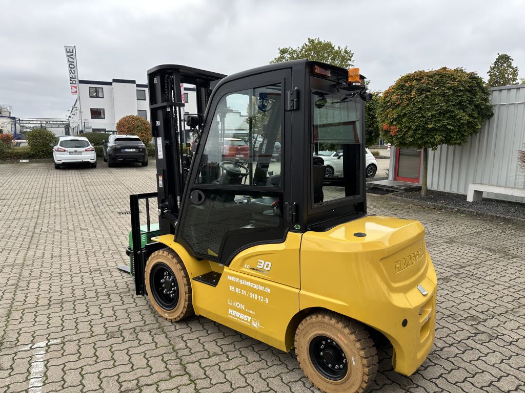 Hangcha-CPD30-XEY2HA-SI-Elektro 4 Rad-Stapler-www.herbst-gabelstapler.de