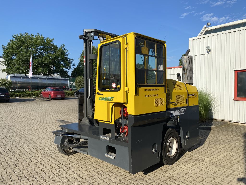 Combilift-C8000 LPG-Vierwege Seitenstapler-www.herbst-gabelstapler.de Combilift-C8000 LPG-Vierwege Seitenstapler-www.herbst-gabelstapler.de