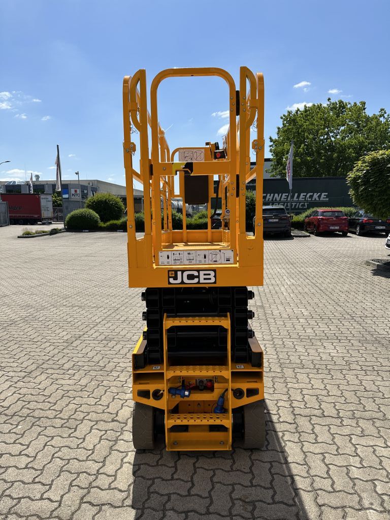 JCB-S2632-Scherenarbeitsbühne-www.herbst-gabelstapler.de JCB-S2632-Scherenarbeitsbühne-www.herbst-gabelstapler.de