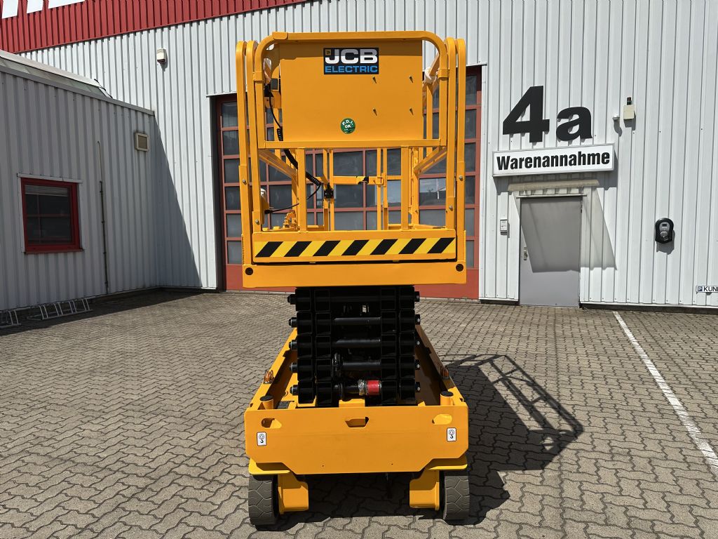 JCB-S4046E-Scherenarbeitsbühne-www.herbst-gabelstapler.de JCB-S4046E-Scherenarbeitsbühne-www.herbst-gabelstapler.de