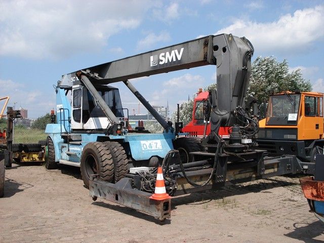 SMV SC108TA6 Empty Container Reachstacker www.hinrichs-forklifts.com