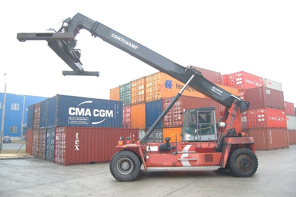 Kalmar DRD100-52-S6 Leercontainer Reachstacker www.hinrichs-forklifts.com