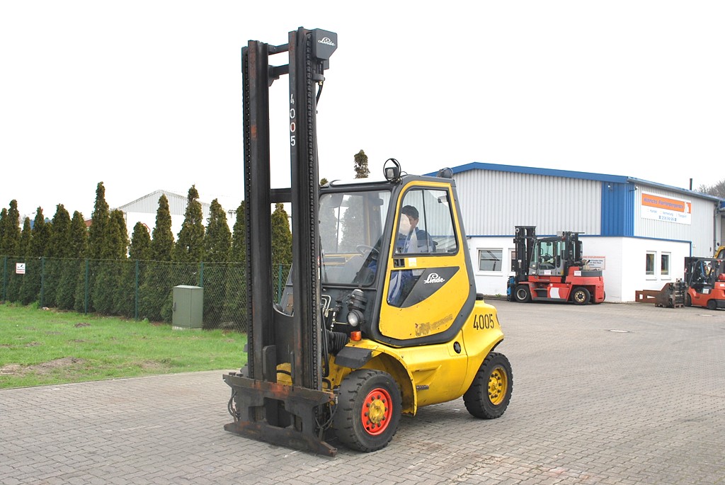 Linde H40D-04 Diesel Forklift www.hinrichs-forklifts.com