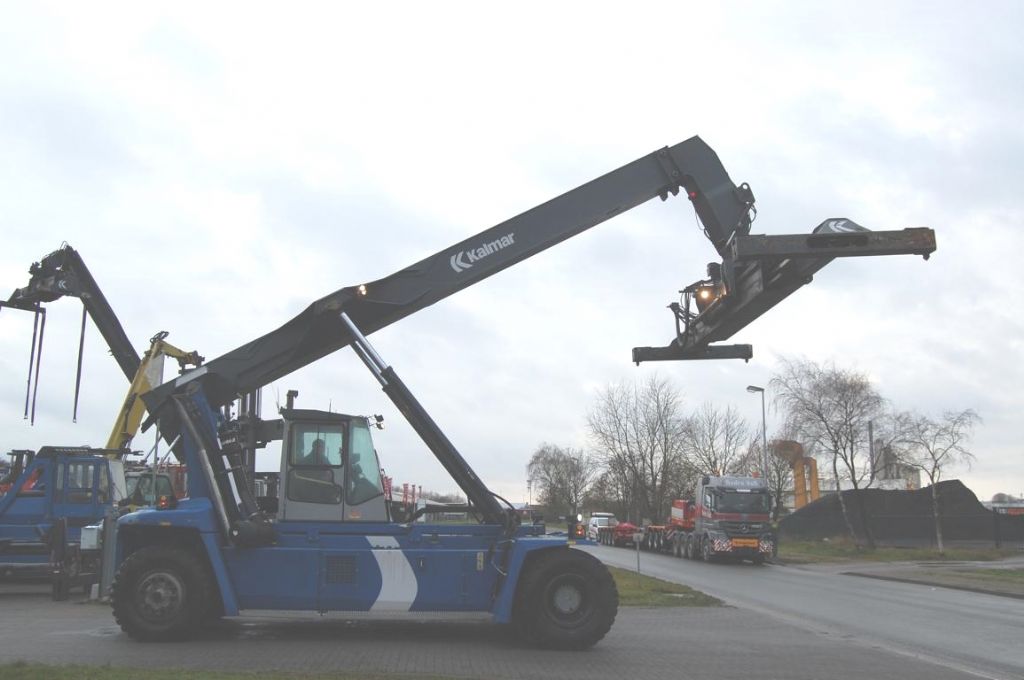 Kalmar DRF100-54S6 Empty Container Reachstacker www.hinrichs-forklifts.com