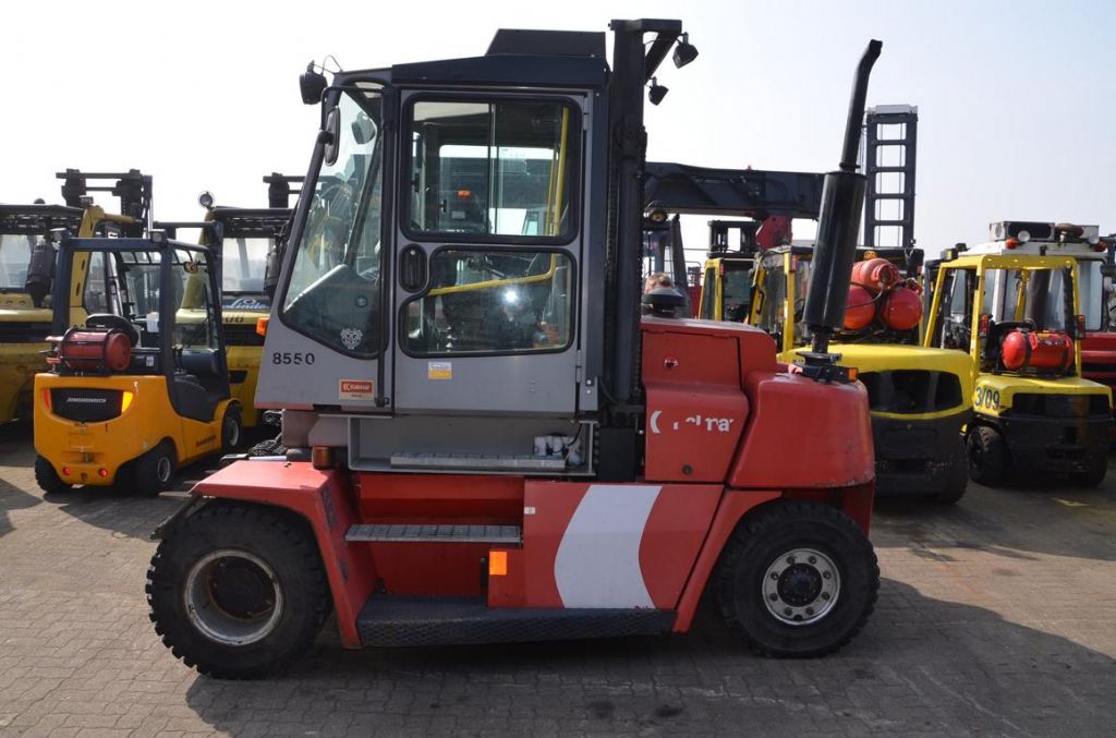 Carrello elevatore Diesel-Kalmar-DCE80-6HE