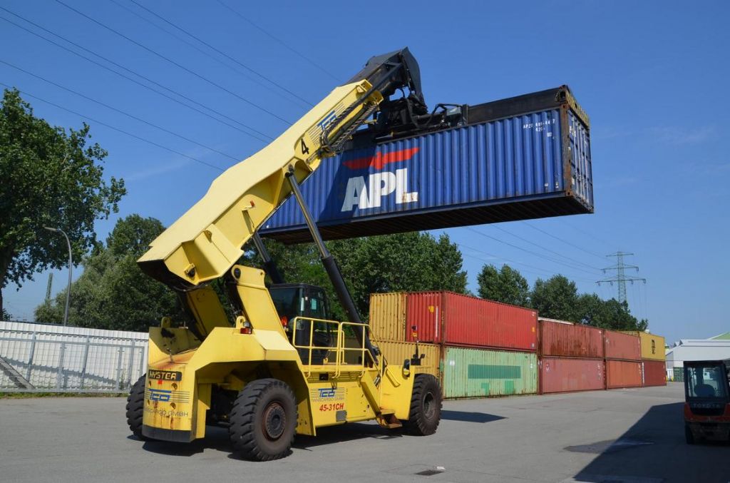 Hyster RS45-31CH Reach-stacker per container pieni www.hinrichs-forklifts.com