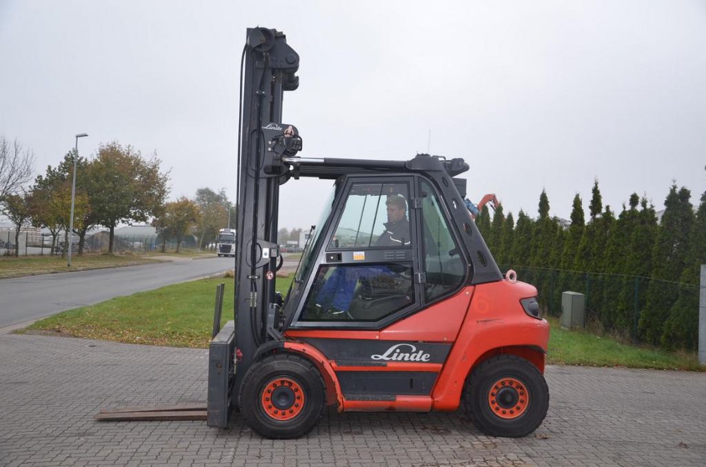 Carrello elevatore Diesel-Linde-H70D