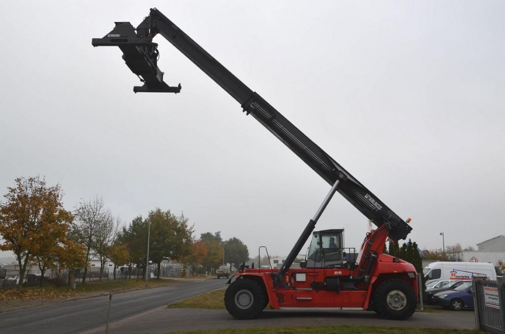 Reachstacker-Kalmar-DRF420-60S5