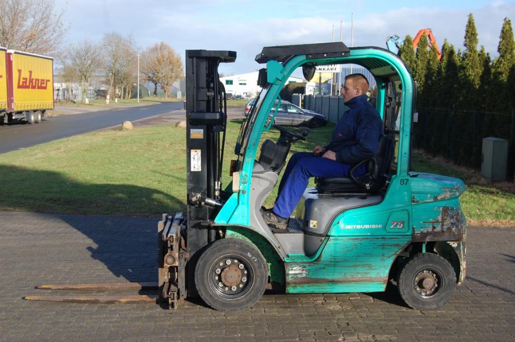 Carrello elevatore Diesel-Mitsubishi-FD25N