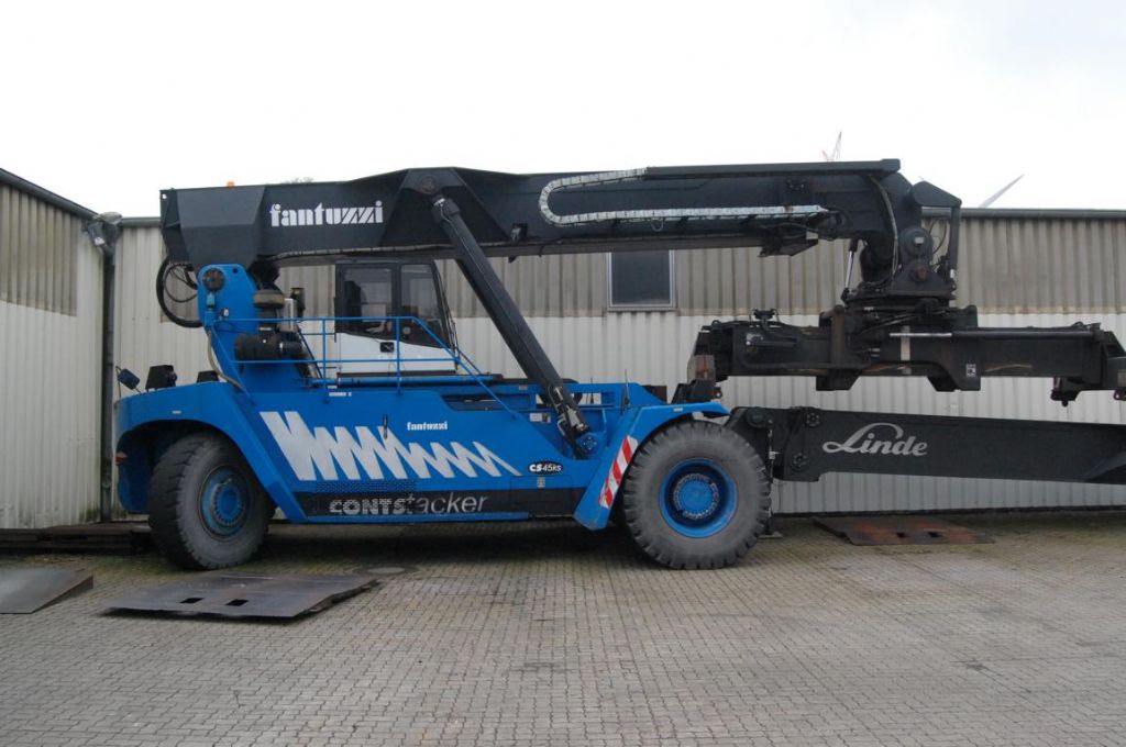 Reach-Stacker per container pieno-Fantuzzi-CS45KS