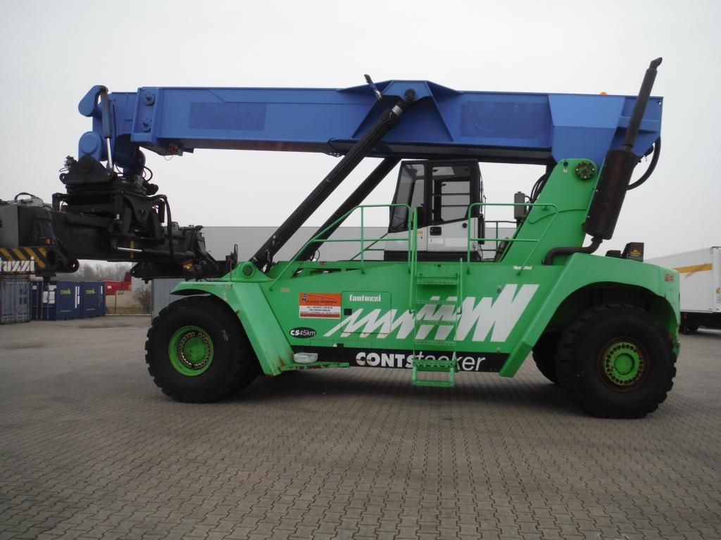 Voll Container Reachstacker-Fantuzzi-SC45KM