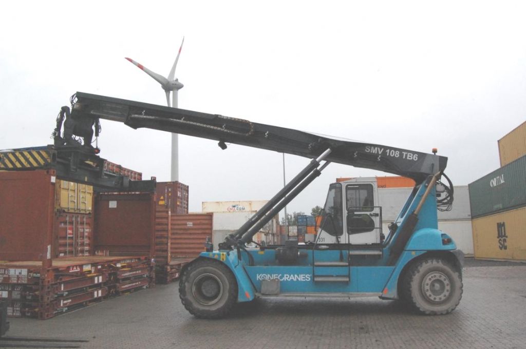 Empty Container Reachstacker-SMV-108TB6