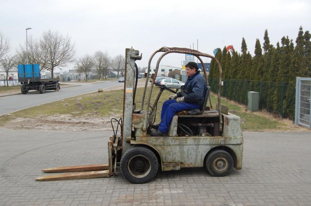 BKS VDP 40 Дизельный погрузчик www.hinrichs-forklifts.com