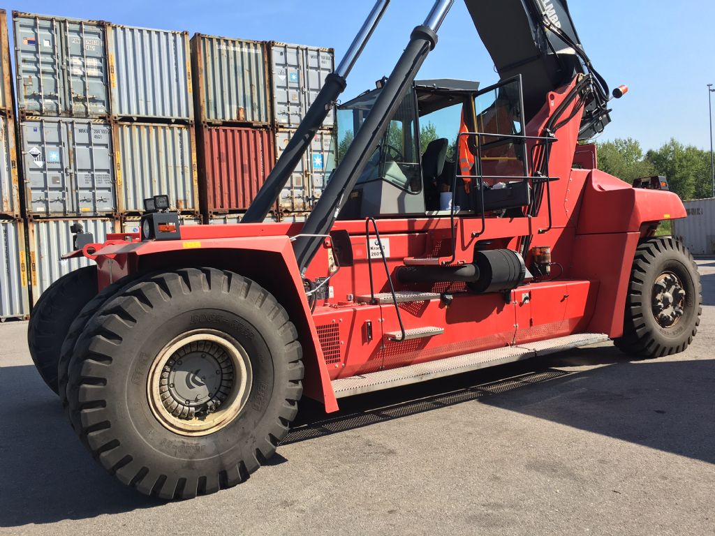 Kalmar DRF450-65S5L Vollcontainer Reachstacker www.hinrichs-forklifts.com