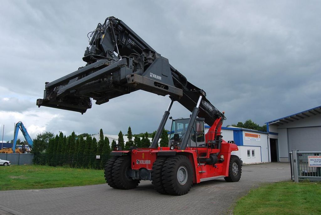 Kalmar DRF400-60C5 Full-container reach stacker www.hinrichs-forklifts.com