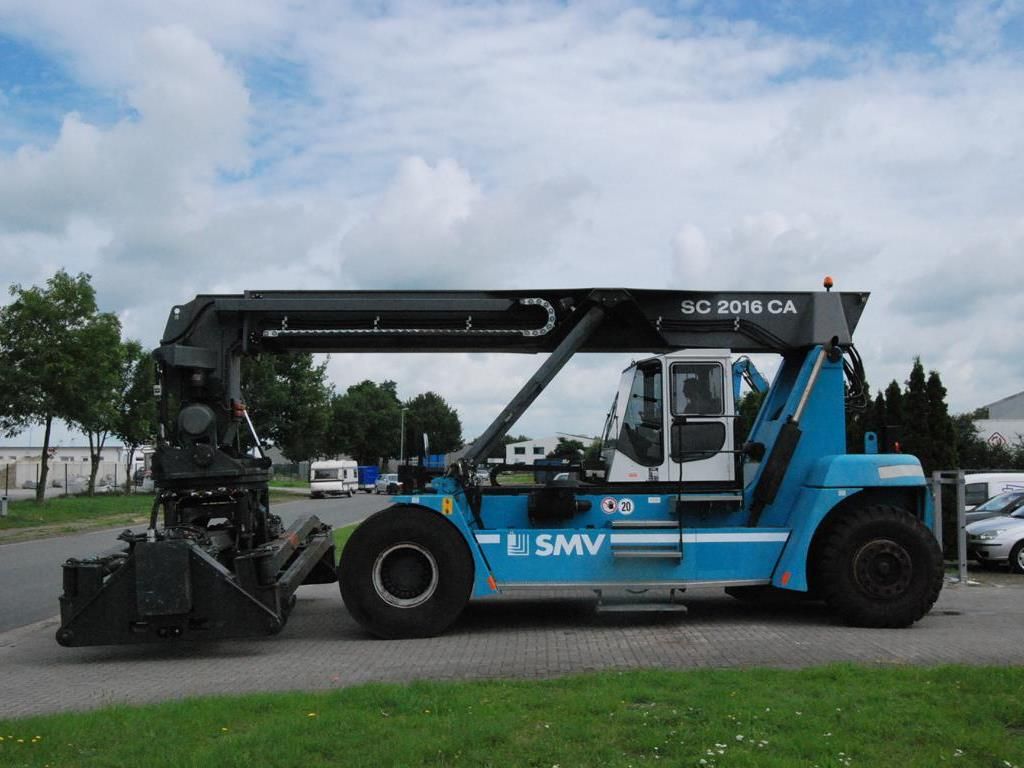 SMV SC2016CA Leercontainer Reachstacker www.hinrichs-forklifts.com