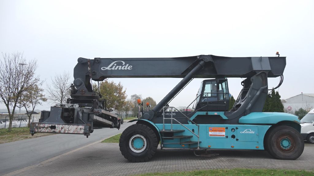 Linde C4026CH Full-container reach stacker www.hinrichs-forklifts.com
