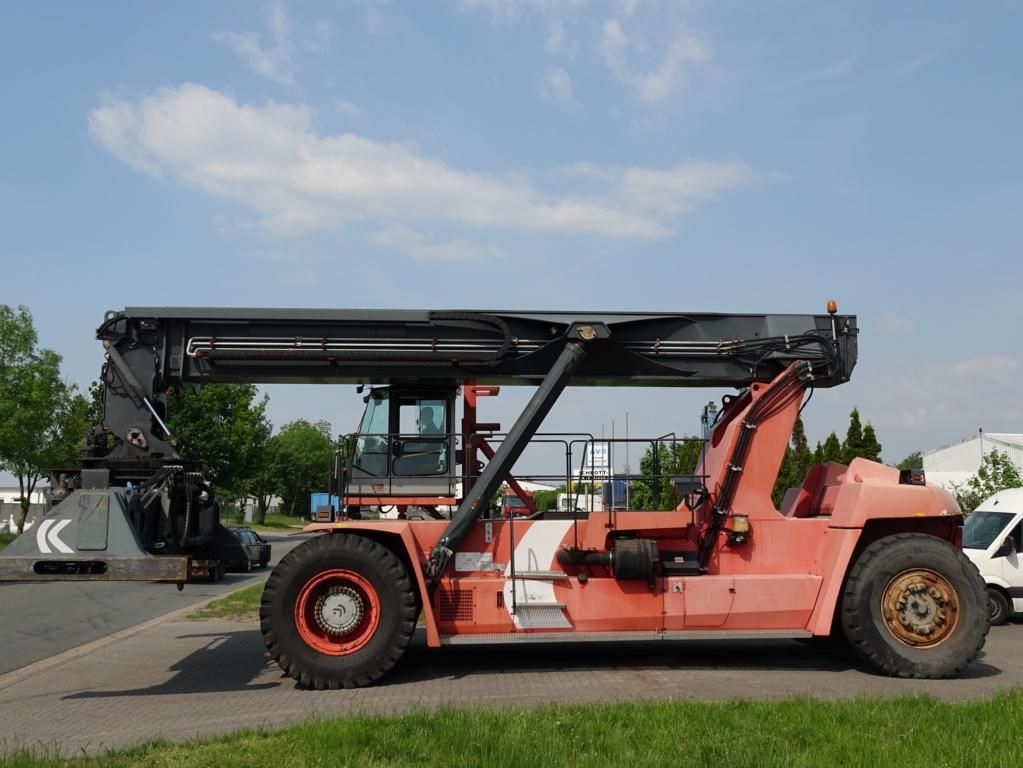 Kalmar DRF450-70S5XS Vollcontainer Reachstacker www.hinrichs-forklifts.com