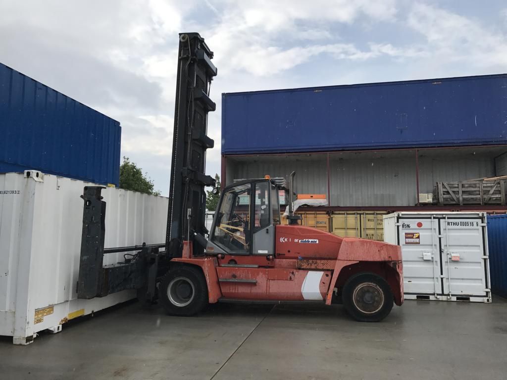 Kalmar DCE160-12 Diesel Forklift www.hinrichs-forklifts.com