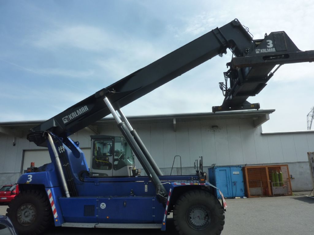 Kalmar DRF420-60S5 Full-container reach stacker www.hinrichs-forklifts.com