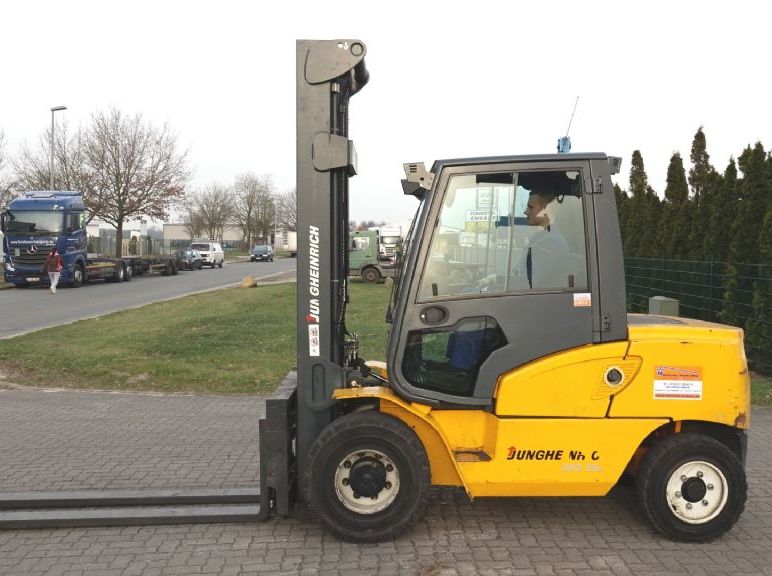 Jungheinrich DFG550-G-447ZZ Diesel Forklift www.hinrichs-forklifts.com