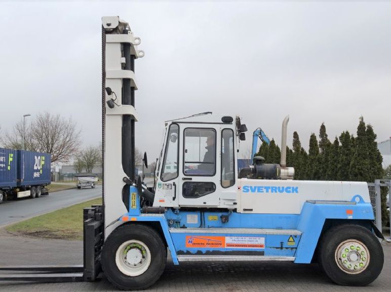 Svetruck 1612038 Heavy Forklift - Diesel www.hinrichs-forklifts.com