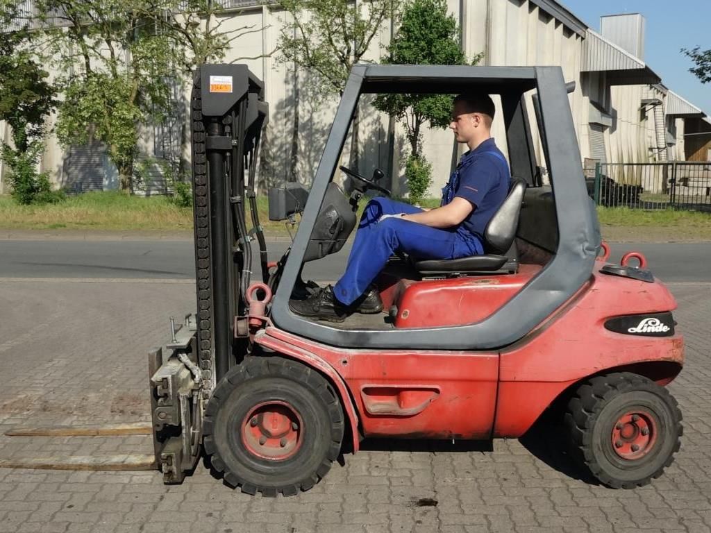 Linde H25D Diesel Forklift www.hinrichs-forklifts.com