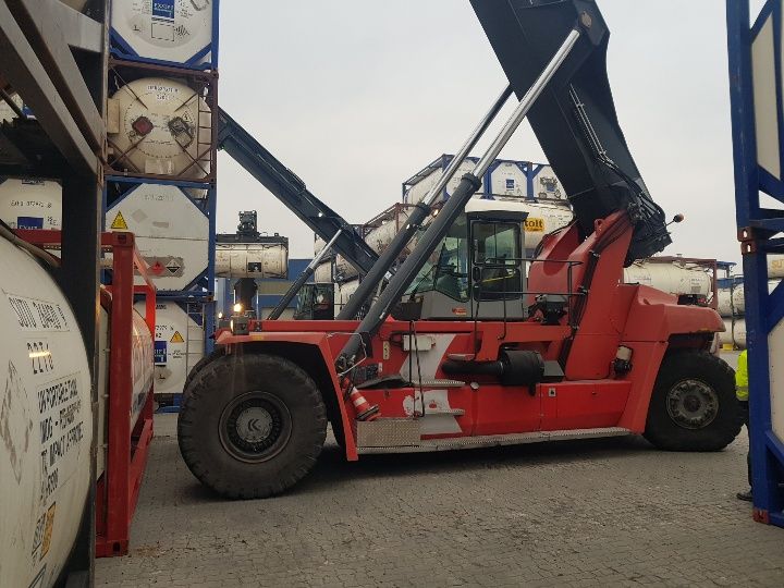 Kalmar DRF450-65S5L Full-container reach stacker www.hinrichs-forklifts.com