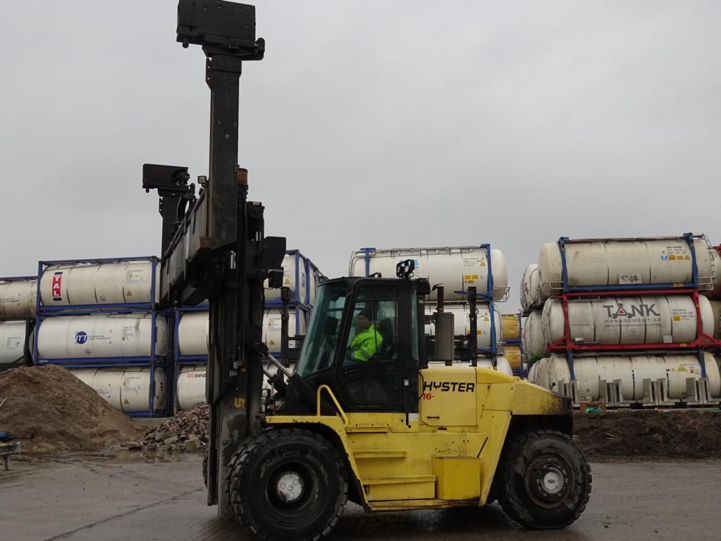 Hyster H16XMS12 Empty Container Handler www.hinrichs-forklifts.com