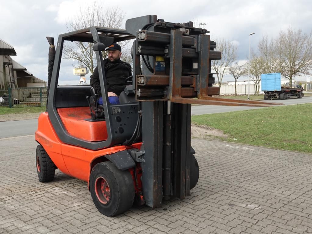 Carrello elevatore Diesel-Linde-H30D-03 351