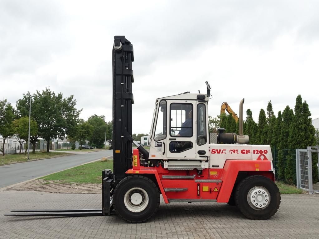 Svetruck 1260-30 Schwerlaststapler - Diesel www.hinrichs-forklifts.com