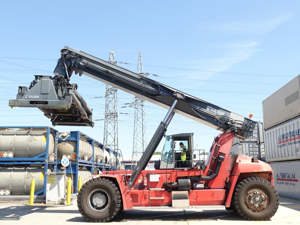 Kalmar DRF450-65C5XS Full-container reach stacker www.hinrichs-forklifts.com