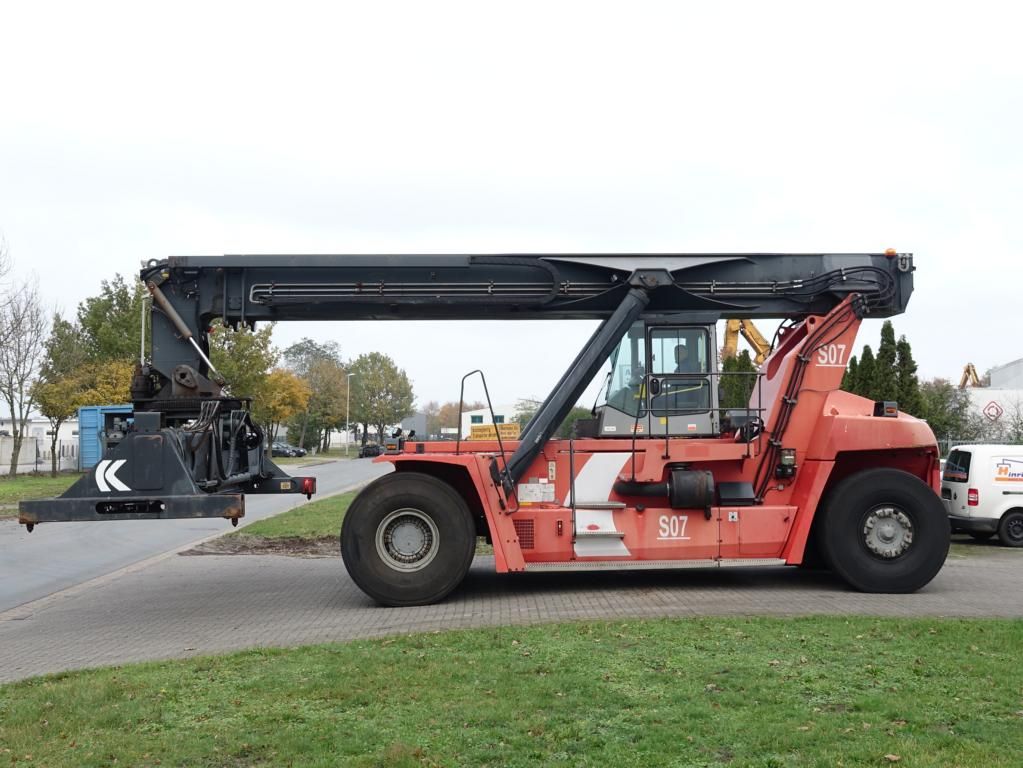 Kalmar DRF450-60S5 Vollcontainer Reachstacker www.hinrichs-forklifts.com