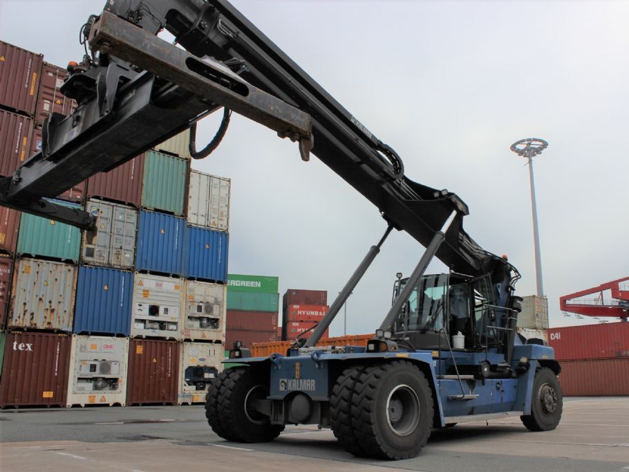 Kalmar DRG100-54S6 Empty Container Reachstacker www.hinrichs-forklifts.com