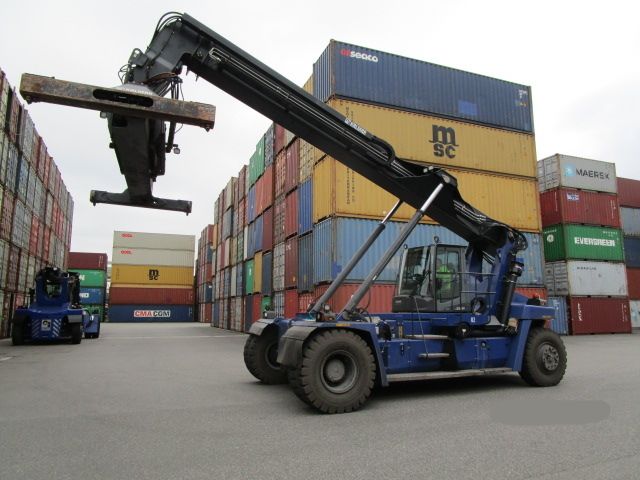 Kalmar-DRG100-54S6-Leercontainer Reachstacker