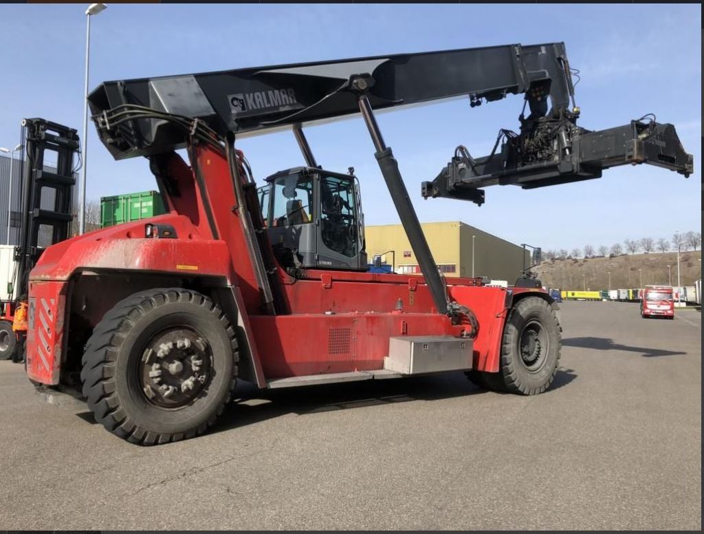 Kalmar DRG450-65S5X Full-container reach stacker www.hinrichs-forklifts.com