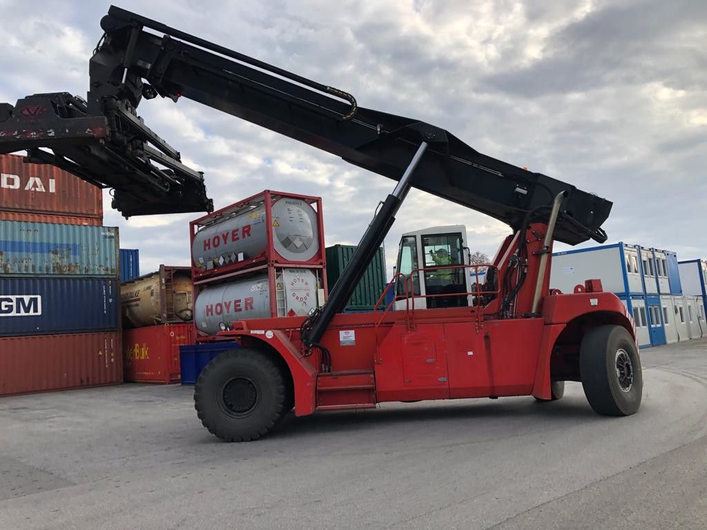 Reach-Stacker portacontenedores lleno-CVS Ferrari-F478.5PB