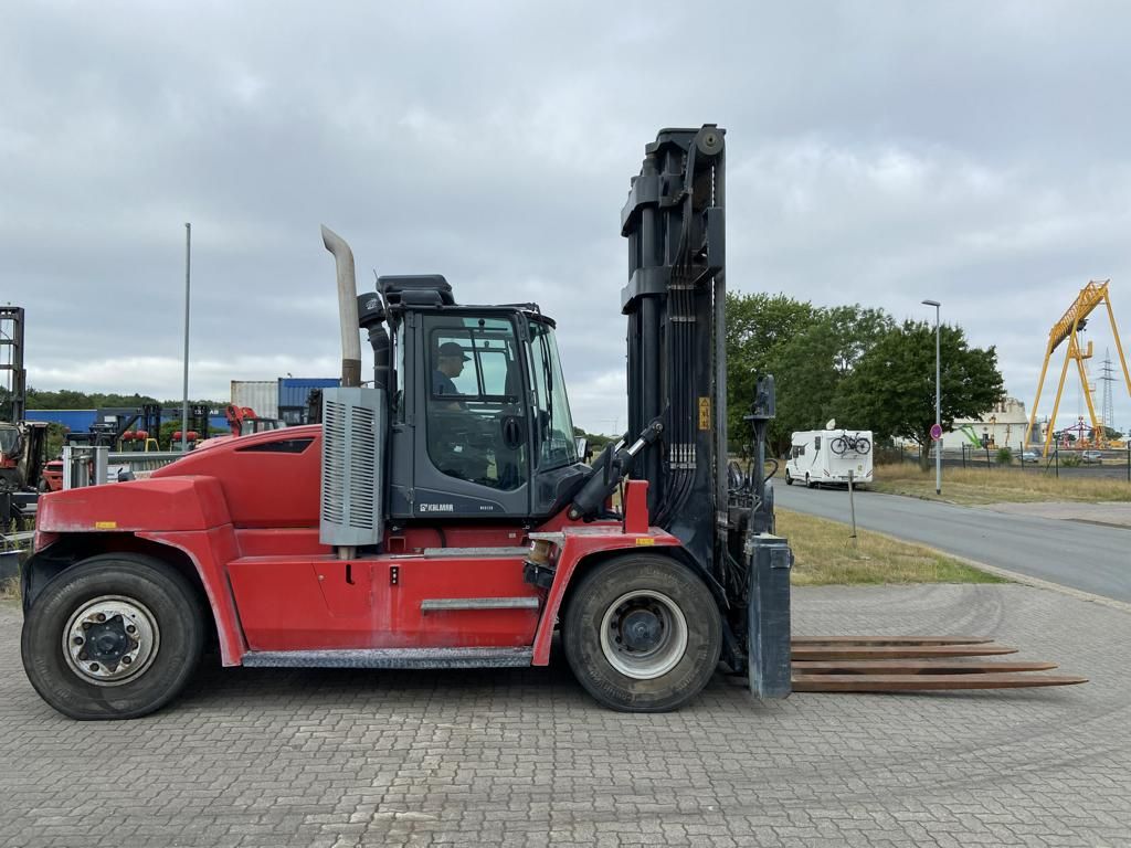 Kalmar-DCG120-12-Schwerlaststapler - Diesel