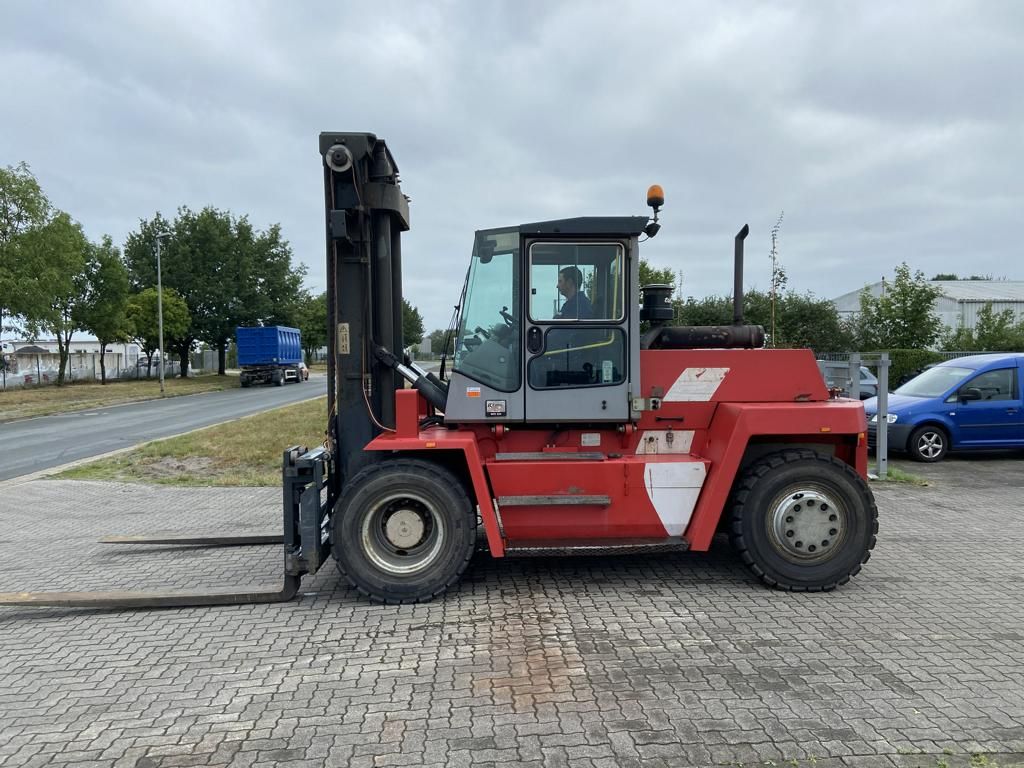 Kalmar DCD120-6 Schwerlaststapler - Diesel www.hinrichs-forklifts.com