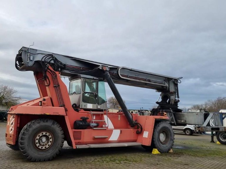 Kalmar DRD420-60S5 Vollcontainer Reachstacker www.hinrichs-forklifts.com