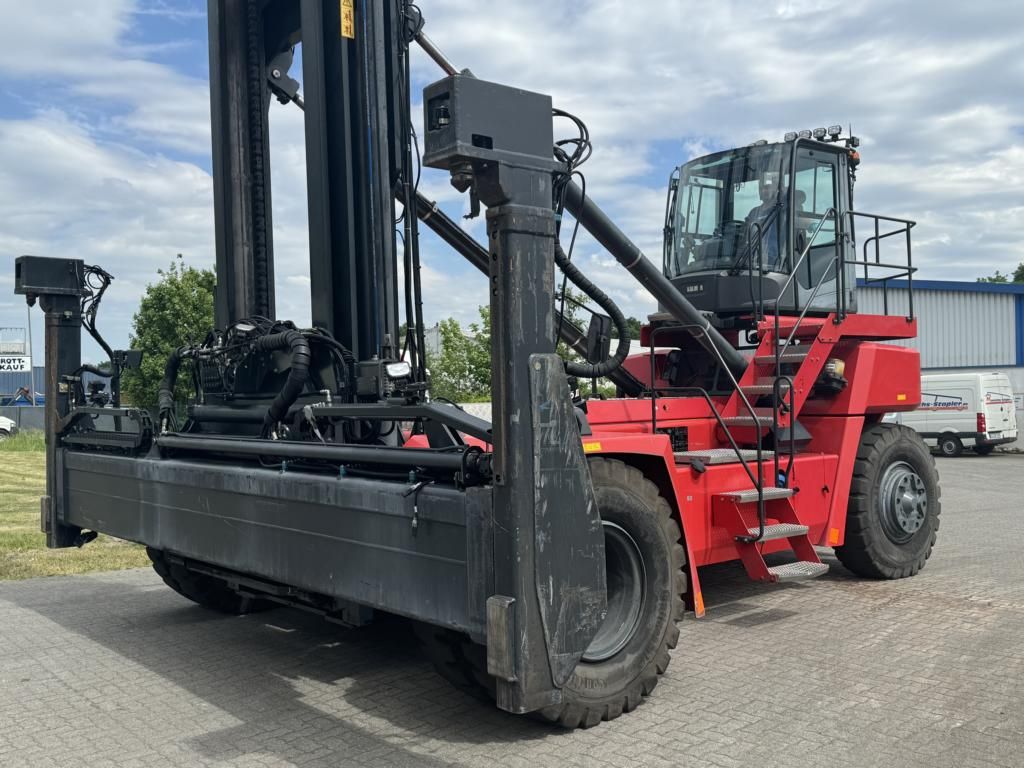 Kalmar DCG100-45ES7 Carrello elevatore per container vuoti www.hinrichs-forklifts.com